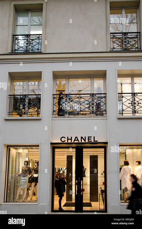 where to buy chanel bag in paris|chanel paris boutique.